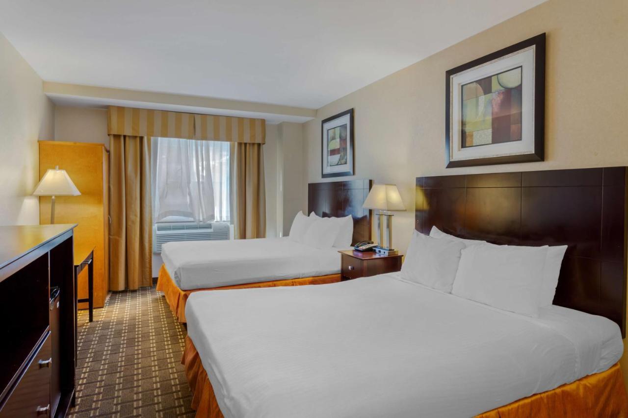 Best Western Plus Brooklyn Bay Hotel New York Exterior foto