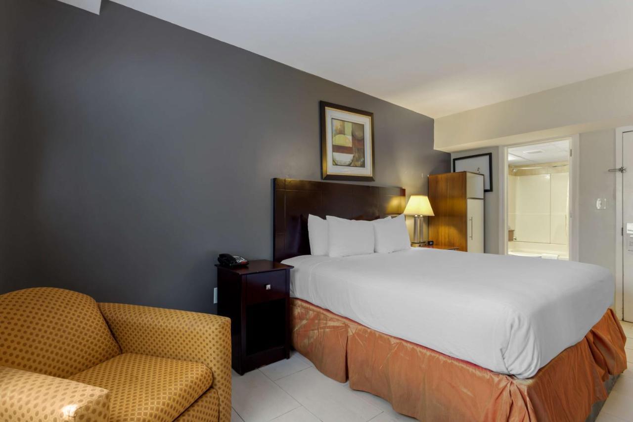 Best Western Plus Brooklyn Bay Hotel New York Exterior foto