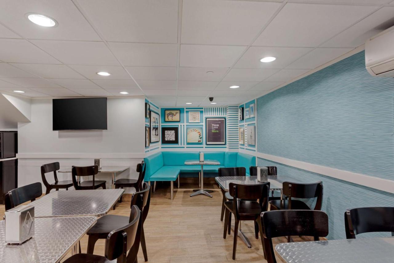 Best Western Plus Brooklyn Bay Hotel New York Exterior foto