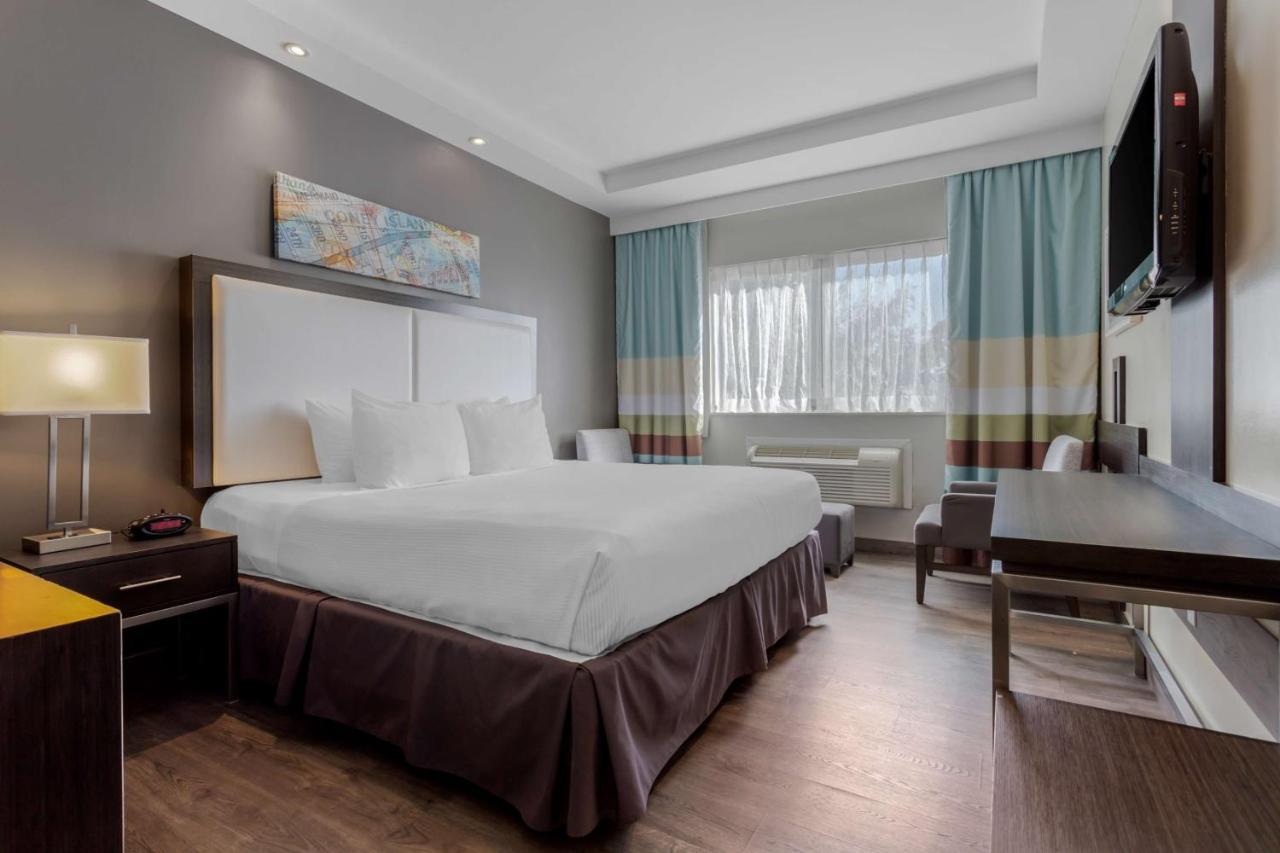 Best Western Plus Brooklyn Bay Hotel New York Exterior foto