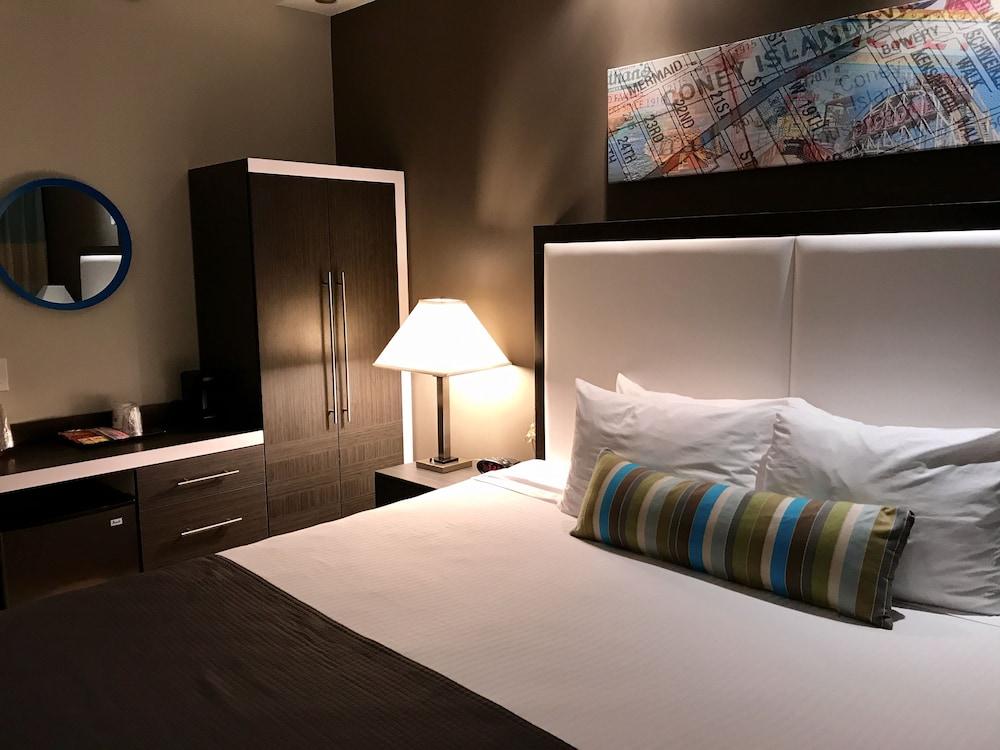 Best Western Plus Brooklyn Bay Hotel New York Exterior foto