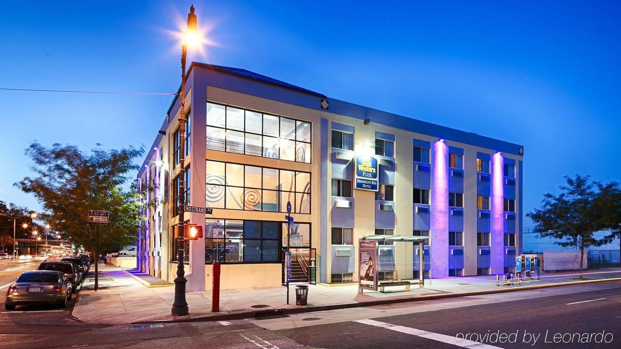 Best Western Plus Brooklyn Bay Hotel New York Exterior foto