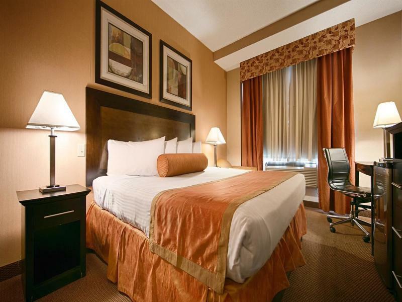 Best Western Plus Brooklyn Bay Hotel New York Exterior foto